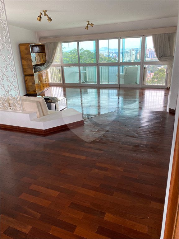 Apartamento à venda com 2 suítes em Morumbi, São Paulo, SP