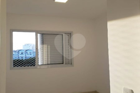 Apartamento à venda com 3 quartos, sendo 1 suíte,  em Jardim Emília, Sorocaba, SP