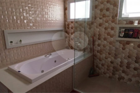 Casa à venda com 3 suítes no condomínio Bella Cittá - Villaggio II, Mogi das Cruzes - SP