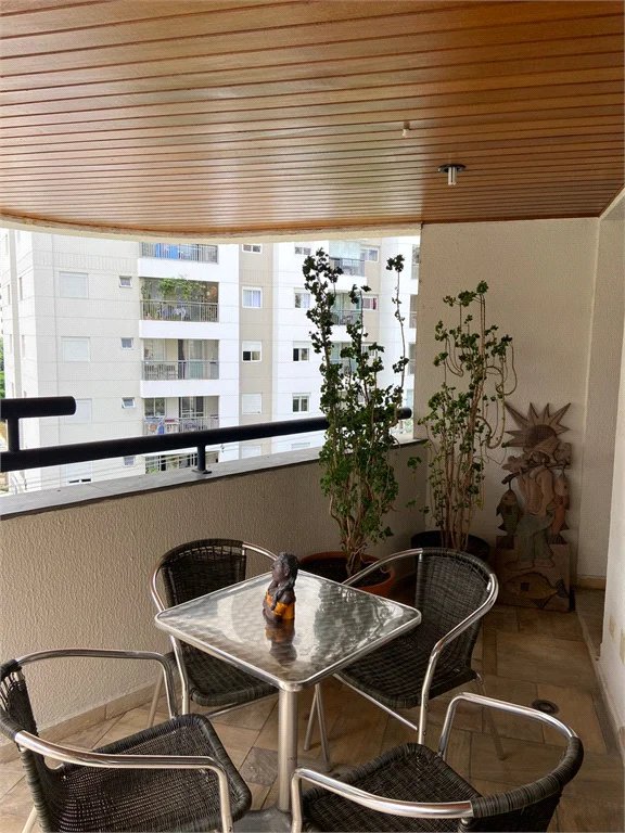 Apartamento à venda com 3 suítes em Vila Andrade, São Paulo, SP