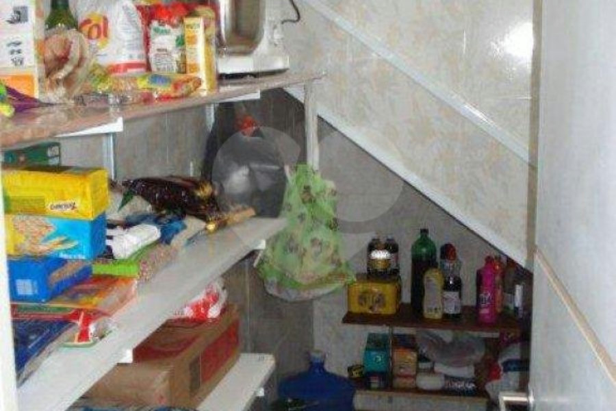Sobrado à venda com 5 quartos, sendo 1 suíte, em Interlagos, São Paulo, SP