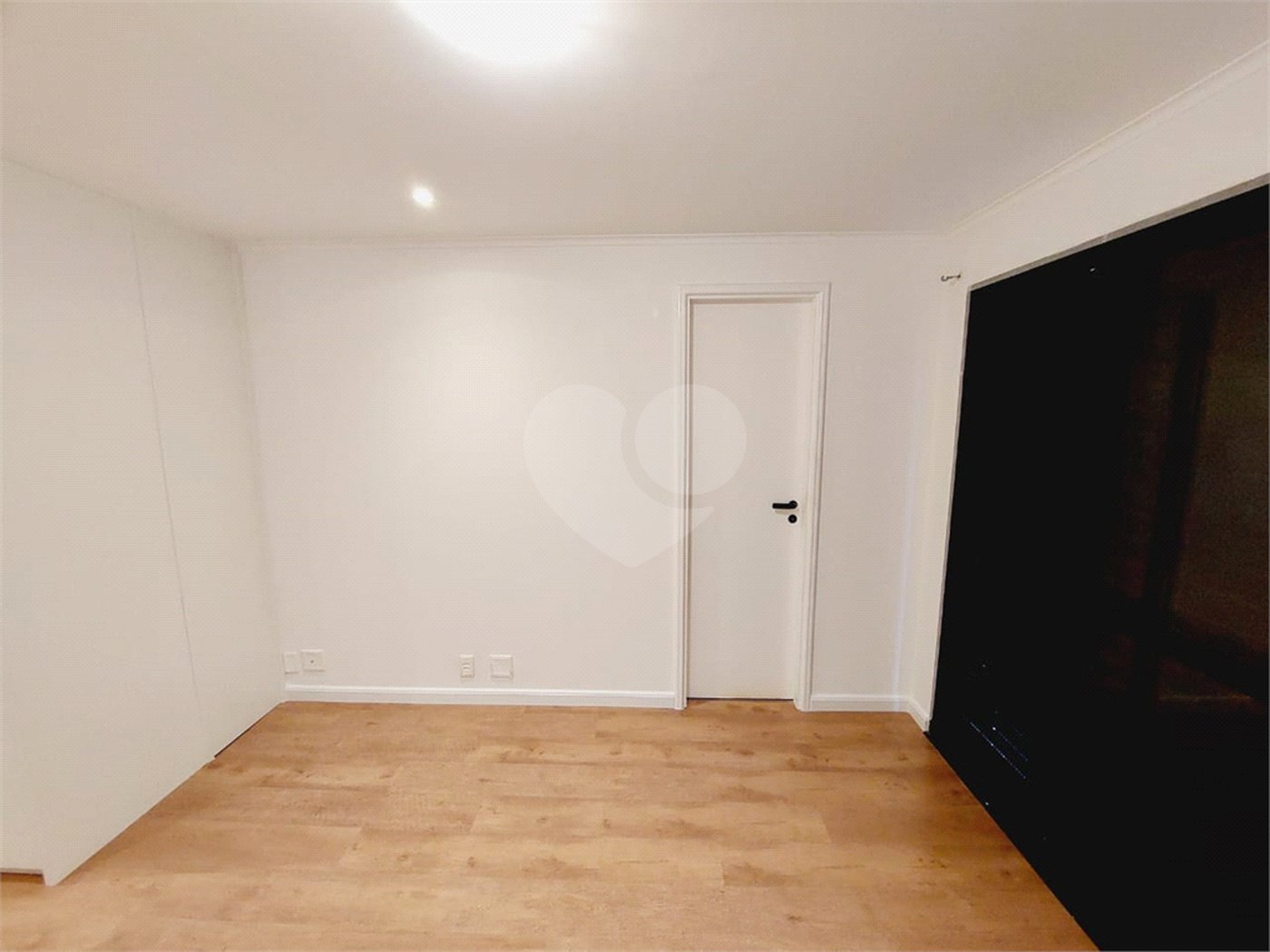 Apartamento à venda com 4 quartos, sendo 2 suítes,  em Alto da Lapa, São Paulo, SP