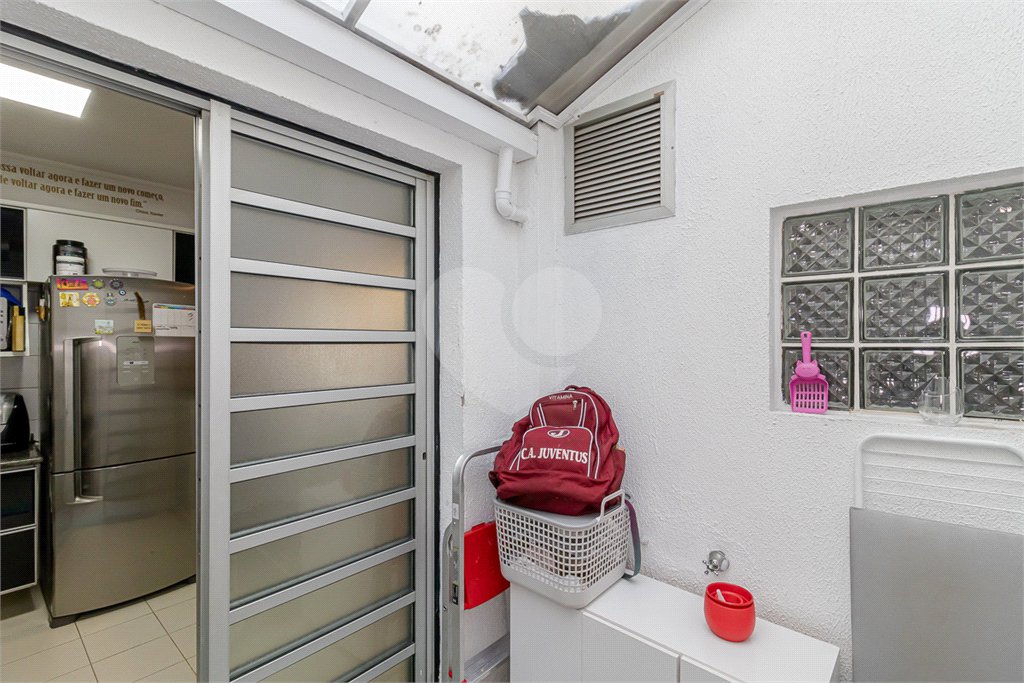 Casa à venda com 3 quartos, sendo 1 suíte, no condomínio Mirante Bello, São Paulo - SP