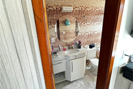 Casa à venda com 3 suítes no condomínio Belvedere II, Votorantim - SP