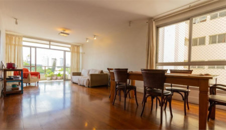 Apartamento à venda com 4 quartos, sendo 1 suíte,  em Cidade Monções, São Paulo, SP