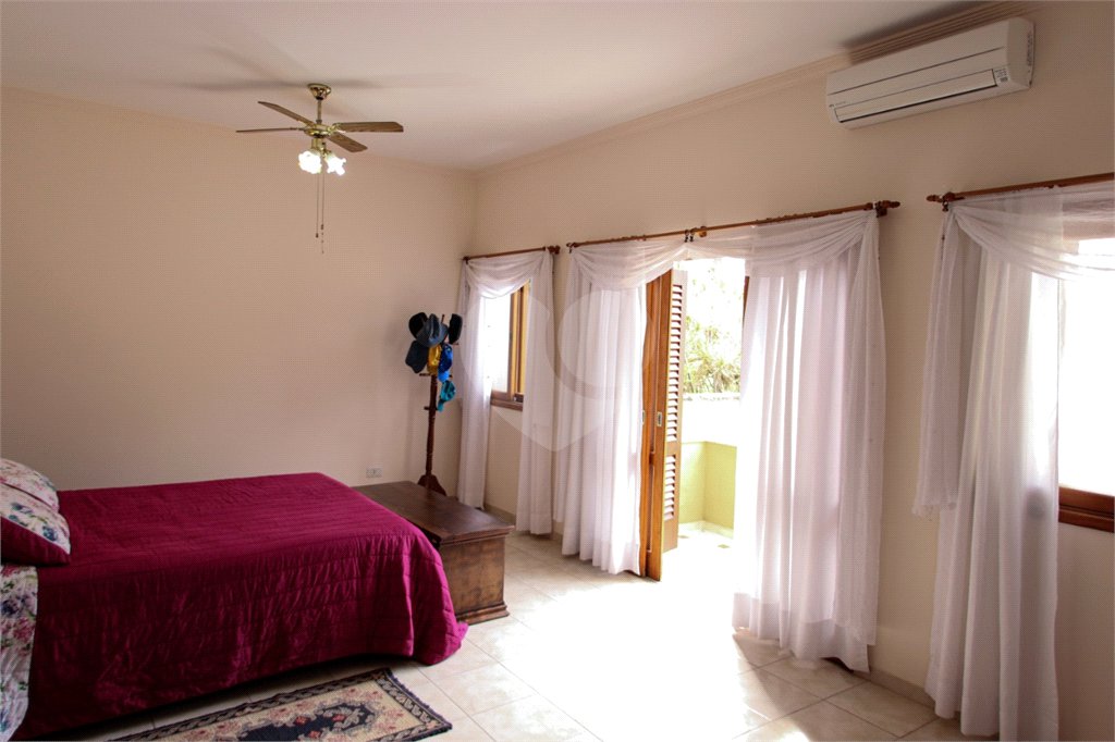 Casa à venda ou para alugar com 3 suítes em Vila Petrópolis, Atibaia, SP
