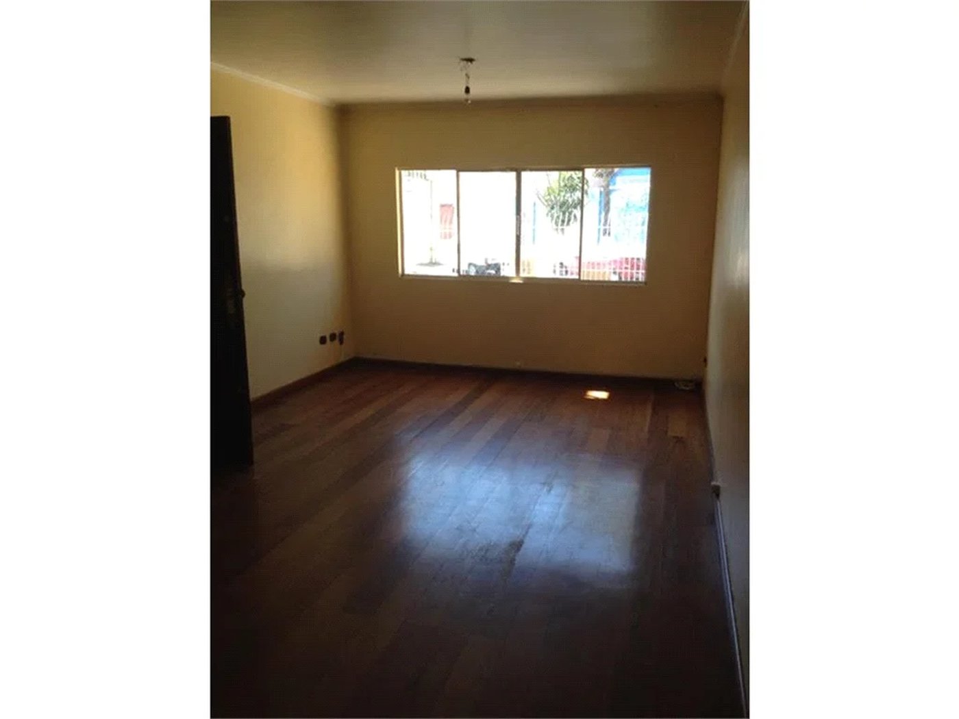 Sobrado à venda com 4 quartos, sendo 2 suítes, em Jardim Bonfiglioli, São Paulo, SP