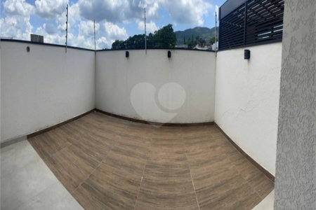 Sobrado à venda com 3 suítes em Jardim Maristela, Atibaia, SP