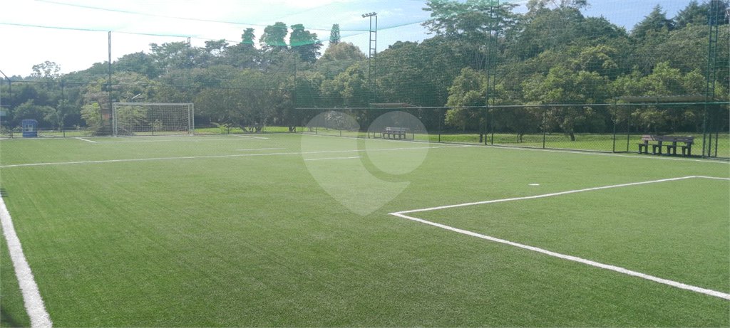 Casa à venda com 3 quartos, sendo 1 suíte, no condomínio Residencial Itatiba Country Club, Itatiba - SP