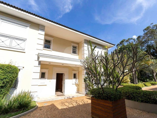 Casa à venda com 4 suítes no condomínio L`exclusive, São Paulo - SP