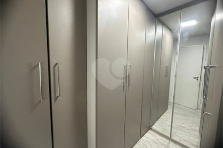 Apartamento à venda com 4 quartos, sendo 3 suítes, em Paraíso do Morumbi, São Paulo, SP