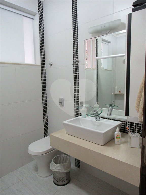 Sobrado à venda com 4 quartos, sendo 2 suítes, em Tremembé, São Paulo, SP