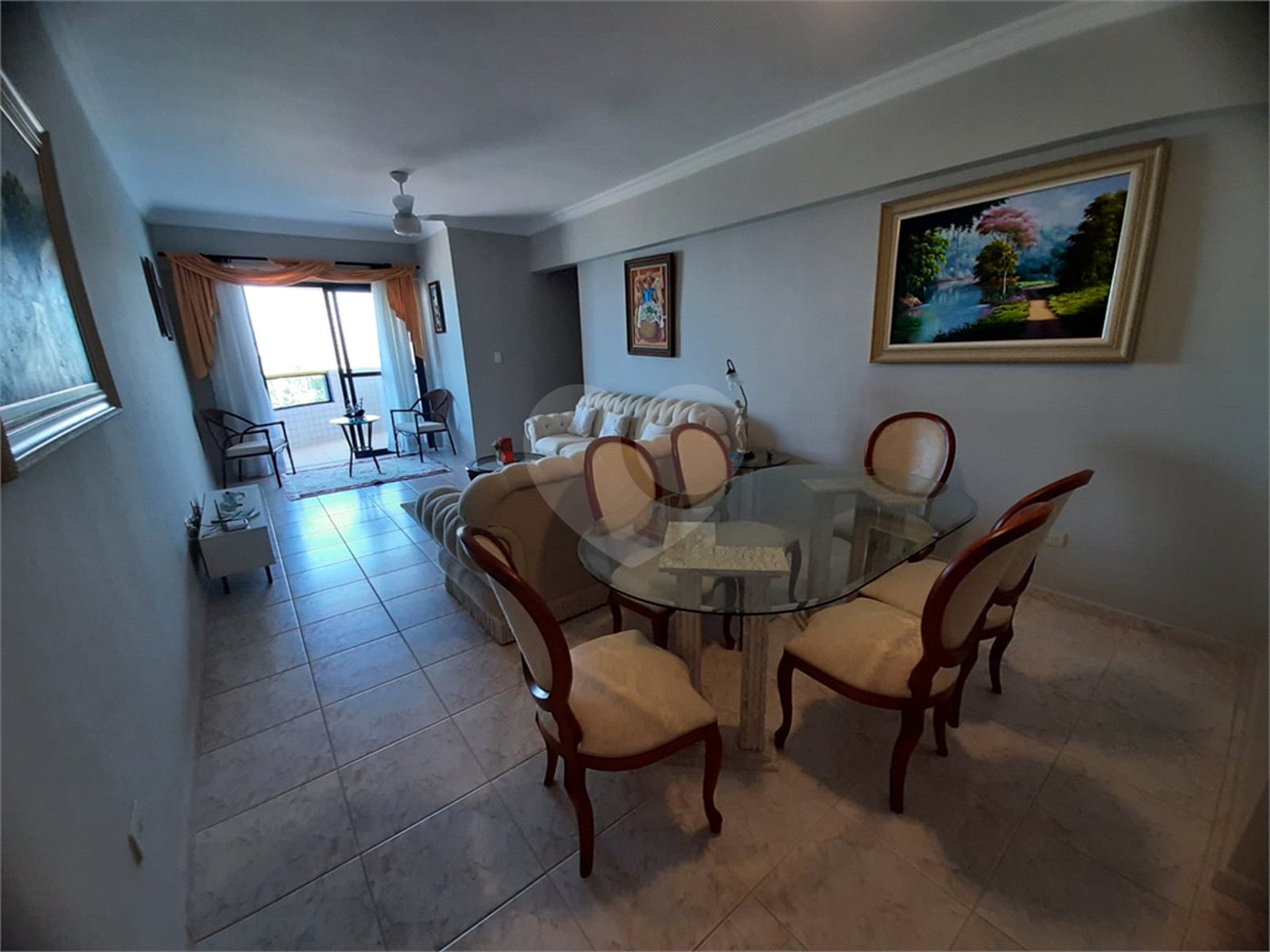 Apartamento à venda com 2 quartos, sendo 1 suíte, em Vera Cruz, Mongaguá, SP