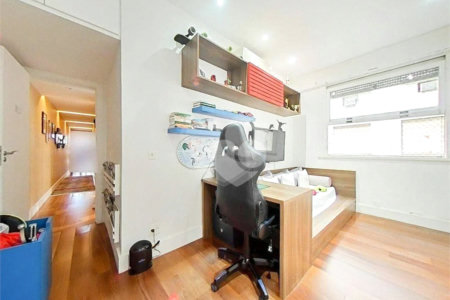 Apartamento à venda com 3 quartos, sendo 1 suíte, em Lagoa, Rio de Janeiro, RJ