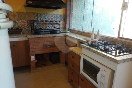 Casa à venda com 3 quartos, sendo 1 suíte,  em Vila Monumento, São Paulo, SP