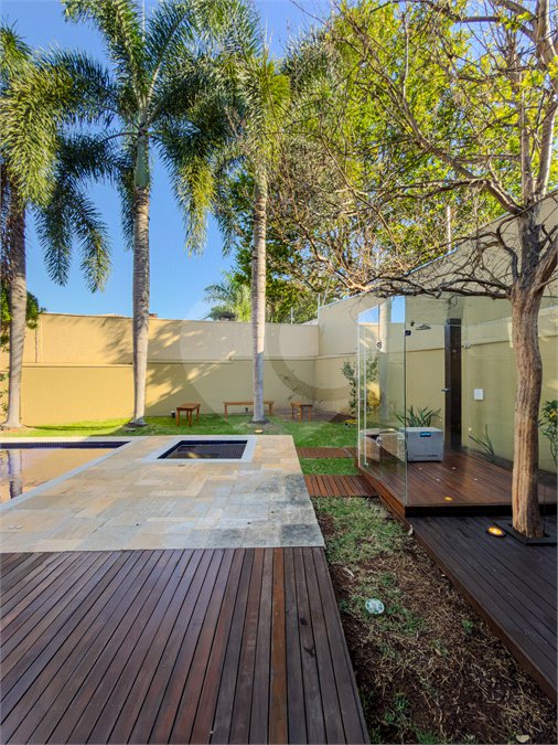 Casa à venda com 4 suítes no condomínio Villa Borghese, Indaiatuba - SP