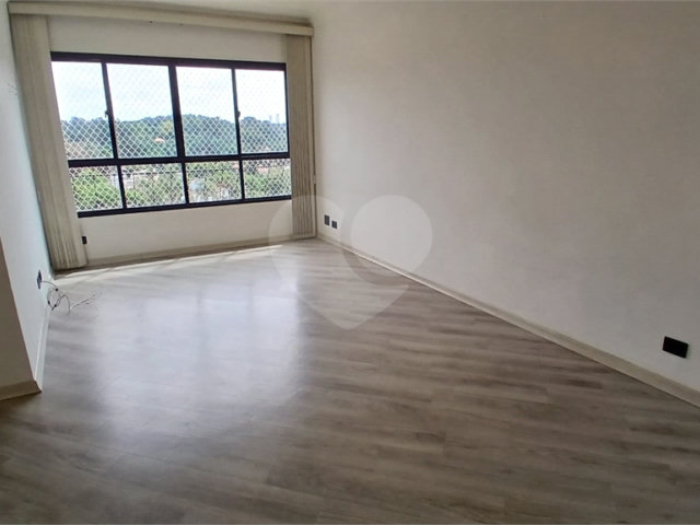 Apartamento à venda com 3 quartos, sendo 1 suíte, em Tremembé, São Paulo, SP