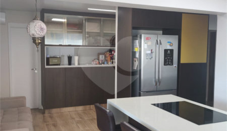 Apartamento à venda com 4 quartos, sendo 2 suítes, em Pinheiros, São Paulo, SP
