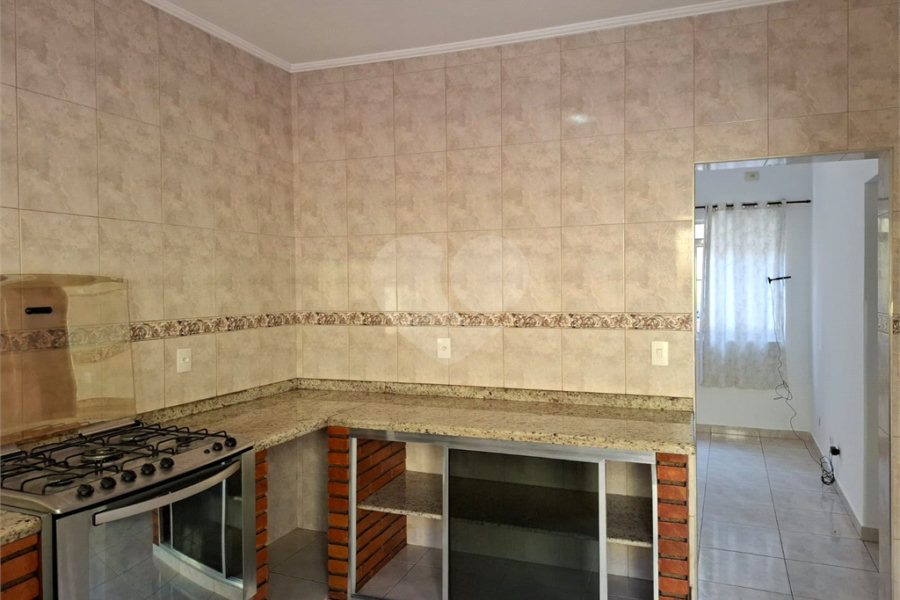 Sobrado à venda com 3 quartos no Brasilândia, São Paulo, SP