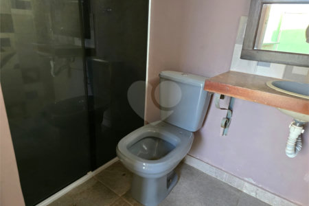 Casa à venda com 2 quartos em Ressaca, Atibaia, SP