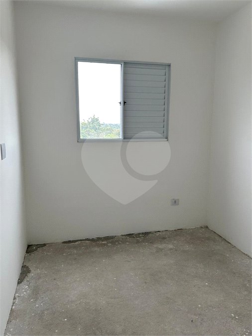 Casa à venda ou para alugar com 2 quartos no condomínio Residencial Caxangá 2, Suzano - SP