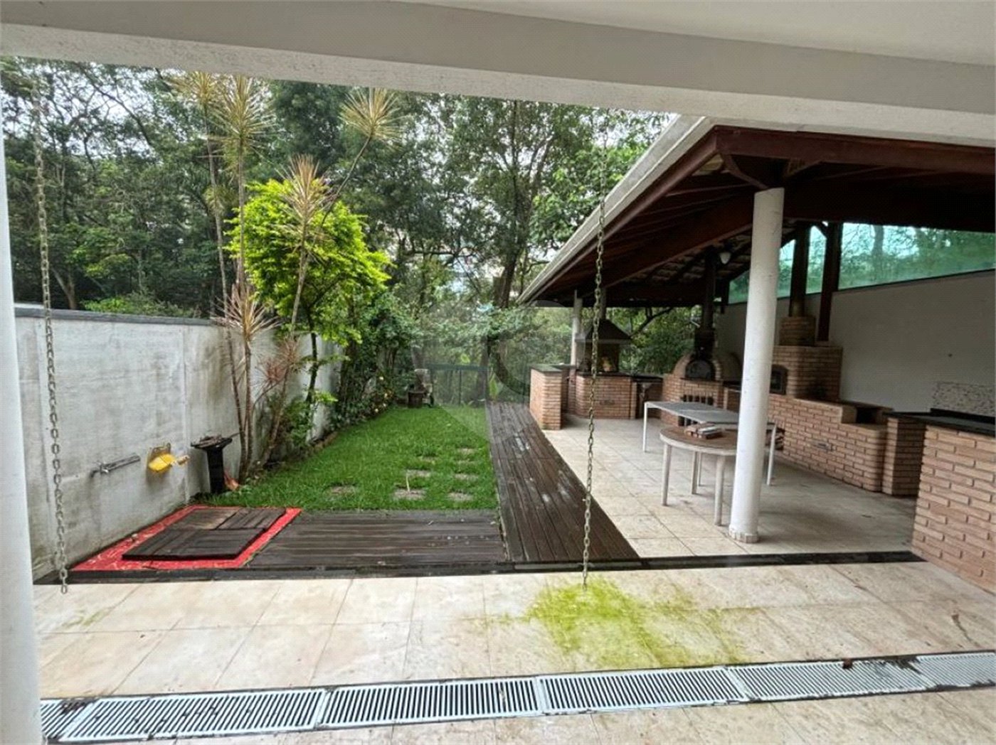 Sobrado à venda com 3 quartos, sendo 1 suíte, em Horto, São Paulo, SP