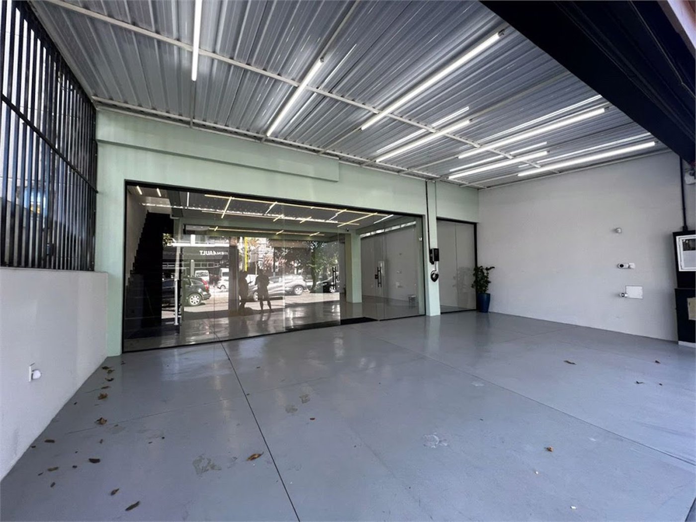 Sala Comercial para locação, Vila Matias, Santos - SA0074.