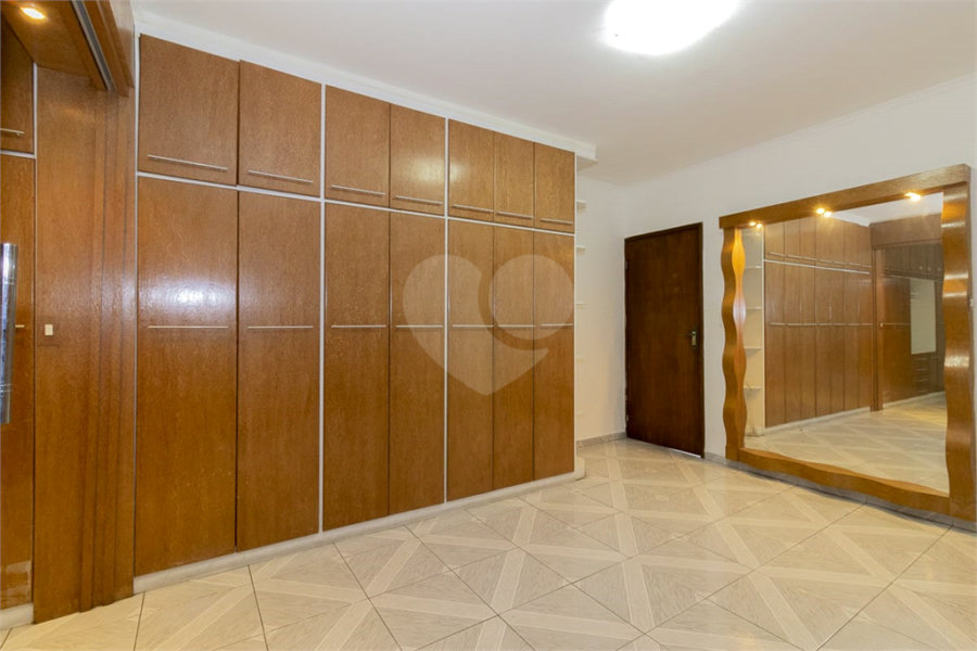 Sobrado à venda com 3 quartos, sendo 1 suíte, em Tremembé, São Paulo, SP