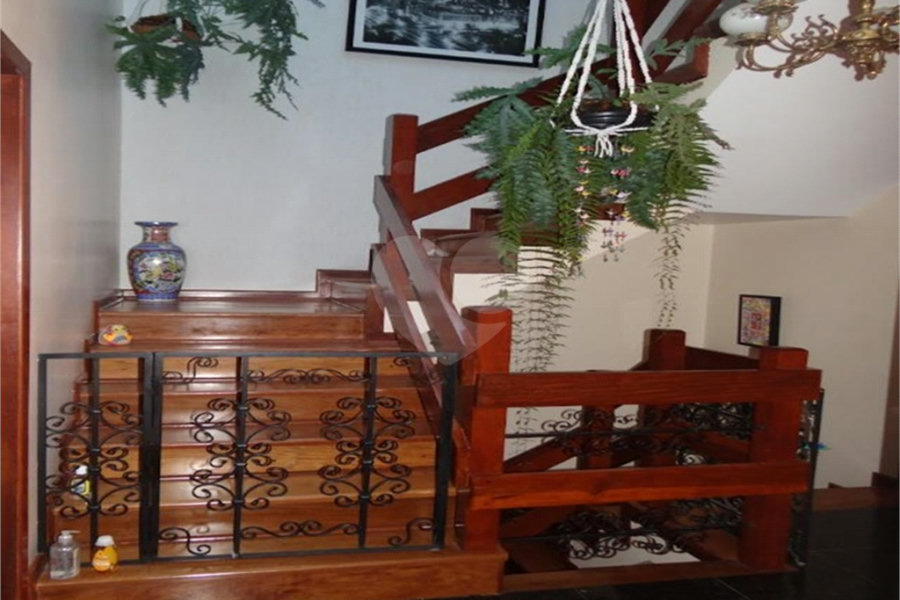 Casa à venda com 6 quartos, sendo 2 suítes, em Jardim França, São Paulo, SP