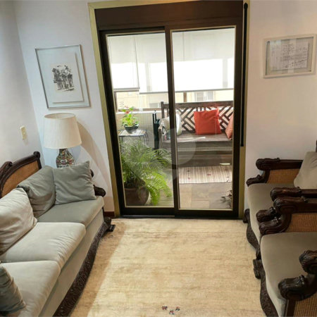 Apartamento à venda com 3 suítes em Granja Julieta, São Paulo, SP