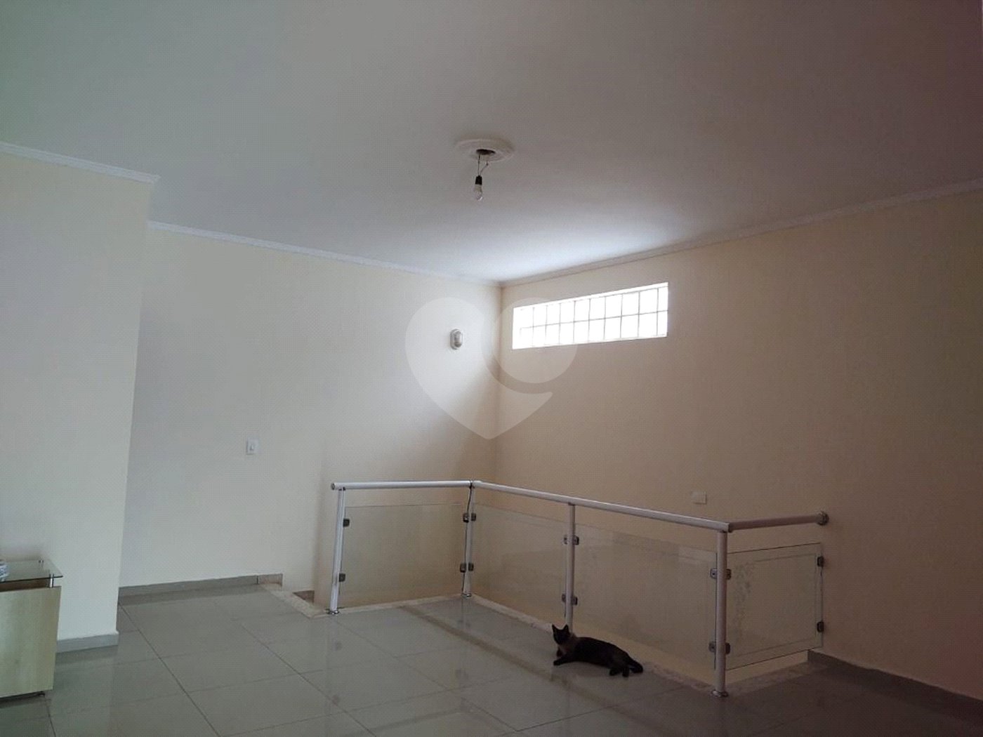 Casa à venda com 4 quartos, sendo 1 suíte, no condomínio Portobello, Sorocaba - SP