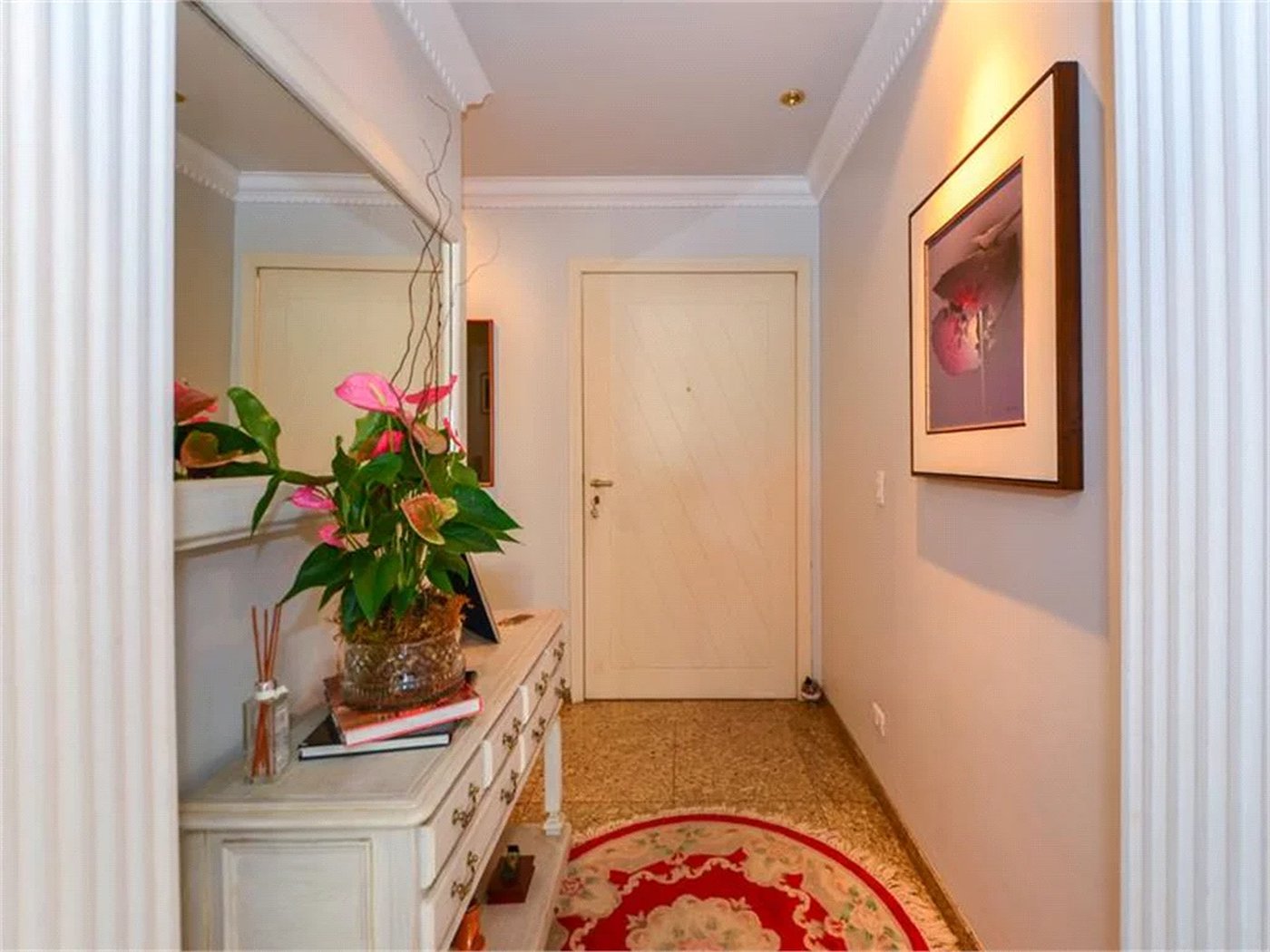 Apartamento à venda com 3 suítes em Vila Suzana, São Paulo, SP