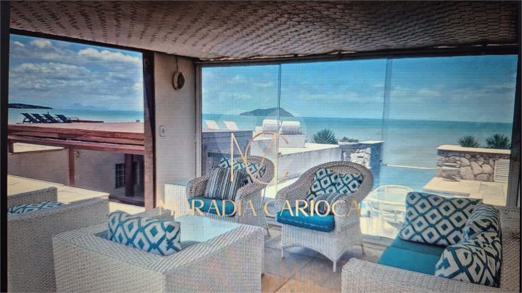 Casa em condomínio à venda com 4 suítes em Praia Rasa, Armação dos Búzios, RJ