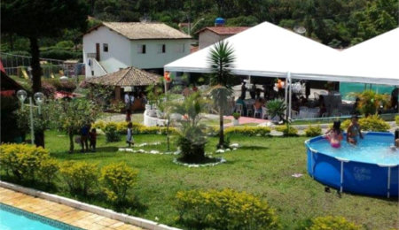 Casa Térrea à venda com 5 quartos, sendo 3 suítes,  em Serra da Cantareira, Mairiporã, SP