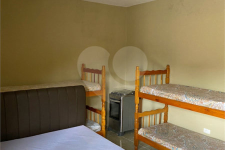 Sobrado à venda com 3 quartos, sendo 1 suíte,  em Balneário São João Batista 2, Peruíbe, SP