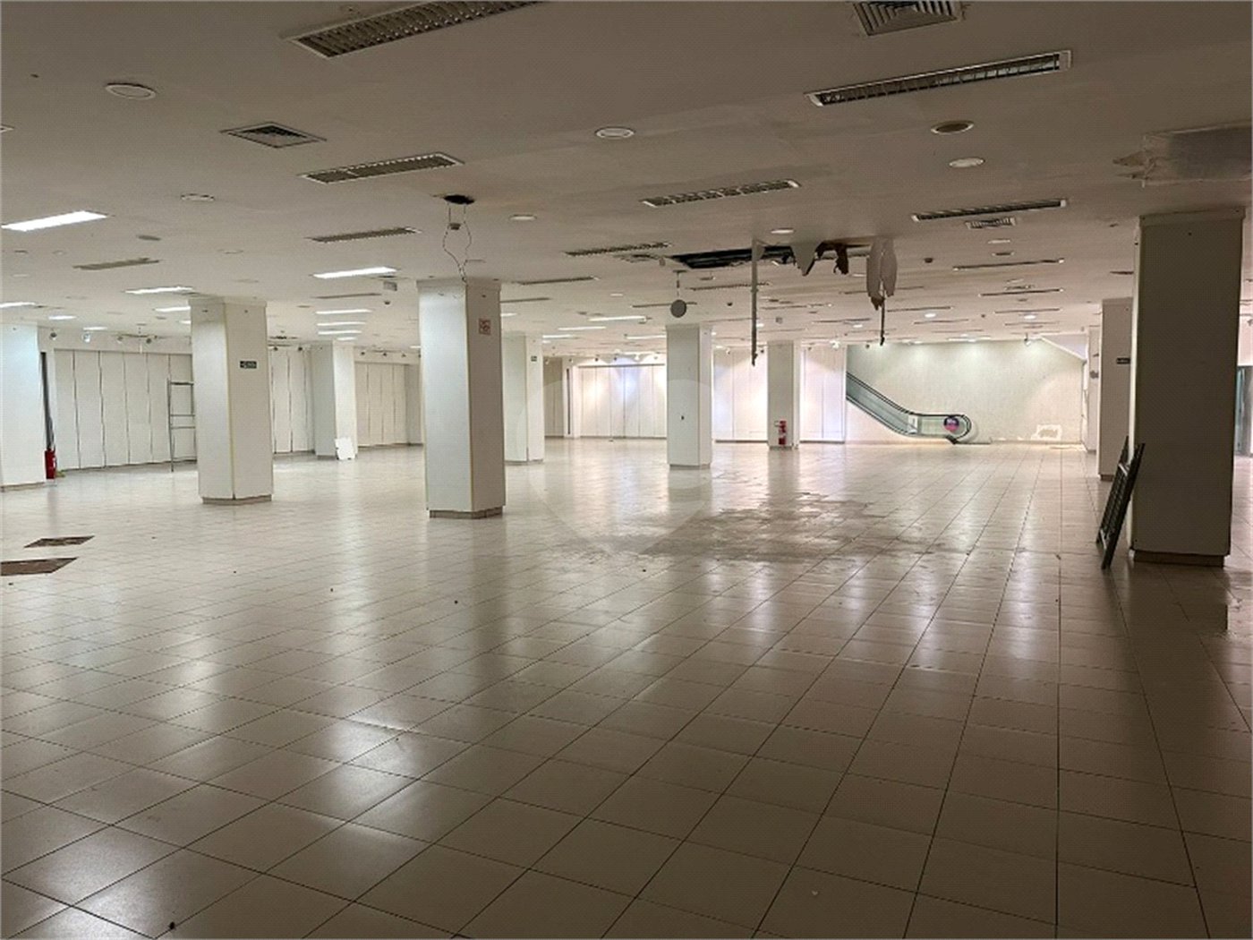 Loja à venda ou para alugar no Centro, São Paulo, SP
