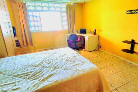 Casa à venda com 3 quartos, sendo 1 suíte, em Senador Vasconcelos, Rio de Janeiro, RJ