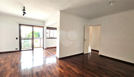 Apartamento para alugar com 3 quartos, sendo 1 suíte,  em Alto da Boa Vista, São Paulo, SP