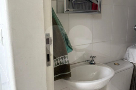 Apartamento à venda com 3 suítes em Vila Suzana, São Paulo, SP