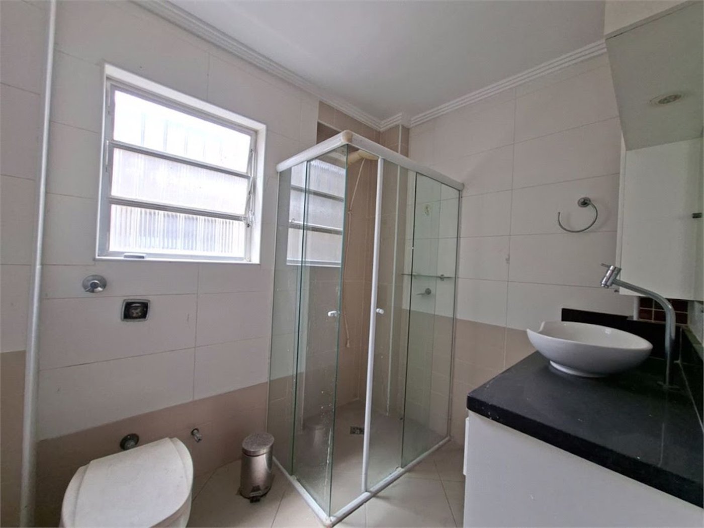Apartamento Residencial à venda, Gonzaga, Santos - AP1410.