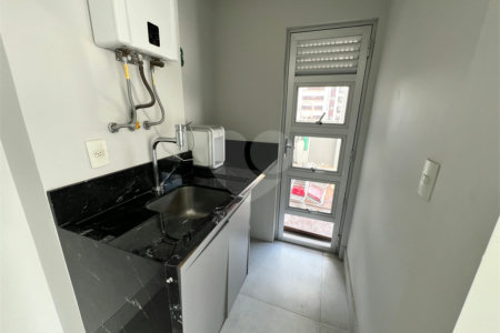 Apartamento à venda com 2 suítes em Indianópolis, São Paulo, SP