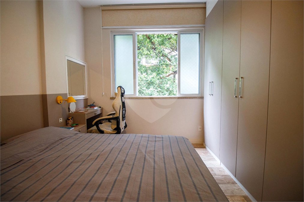 Apartamento à venda com 3 quartos, sendo 2 suítes,  em Tijuca, Rio de Janeiro, RJ