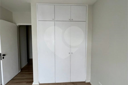 Apartamento à venda com 3 quartos, sendo 2 suítes,  em Vila Suzana, São Paulo, SP