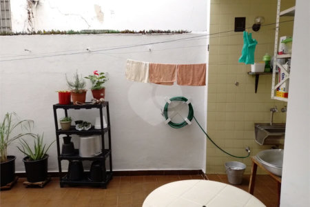 Sobrado à venda com 8 quartos, sendo 3 suítes, em Tucuruvi, São Paulo, SP