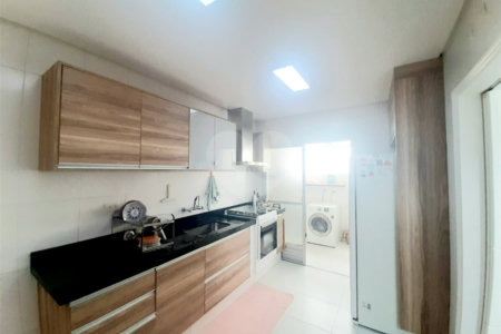 Apartamento à venda com 3 quartos em Moema, São Paulo, SP