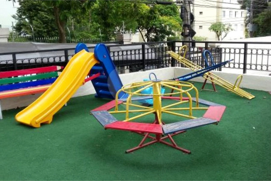 Apartamento à venda com 3 quartos em Santa Terezinha, São Paulo, SP