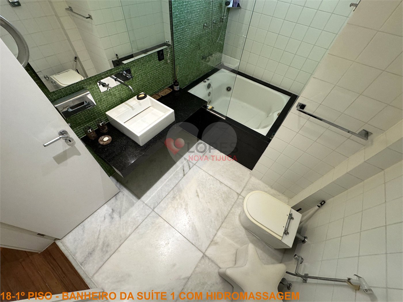 Cobertura à venda com 5 quartos, sendo 3 suítes, em Ipanema, Rio de Janeiro, RJ