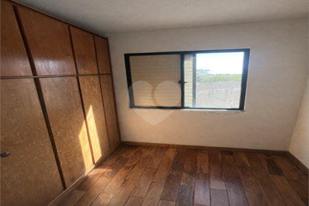 Apartamento à venda com 3 quartos, sendo 1 suíte,  em Jardim Dracena, São Paulo, SP