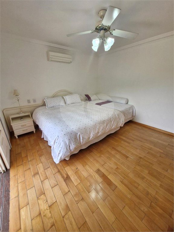 Casa à venda com 4 suítes no condomínio Estância Marambaia, Vinhedo - SP