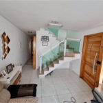 Sobrado à venda com 5 quartos, sendo 1 suíte,  em Vila Moraes, São Paulo, SP